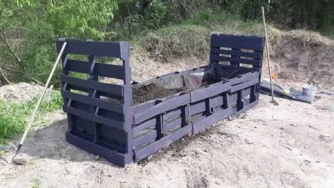 How To Plant A Garden for Self-Sufficiency Using Pallets