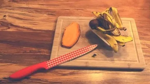 Compost Ingredients: Lists, Ratios, & Cautions For Beginners